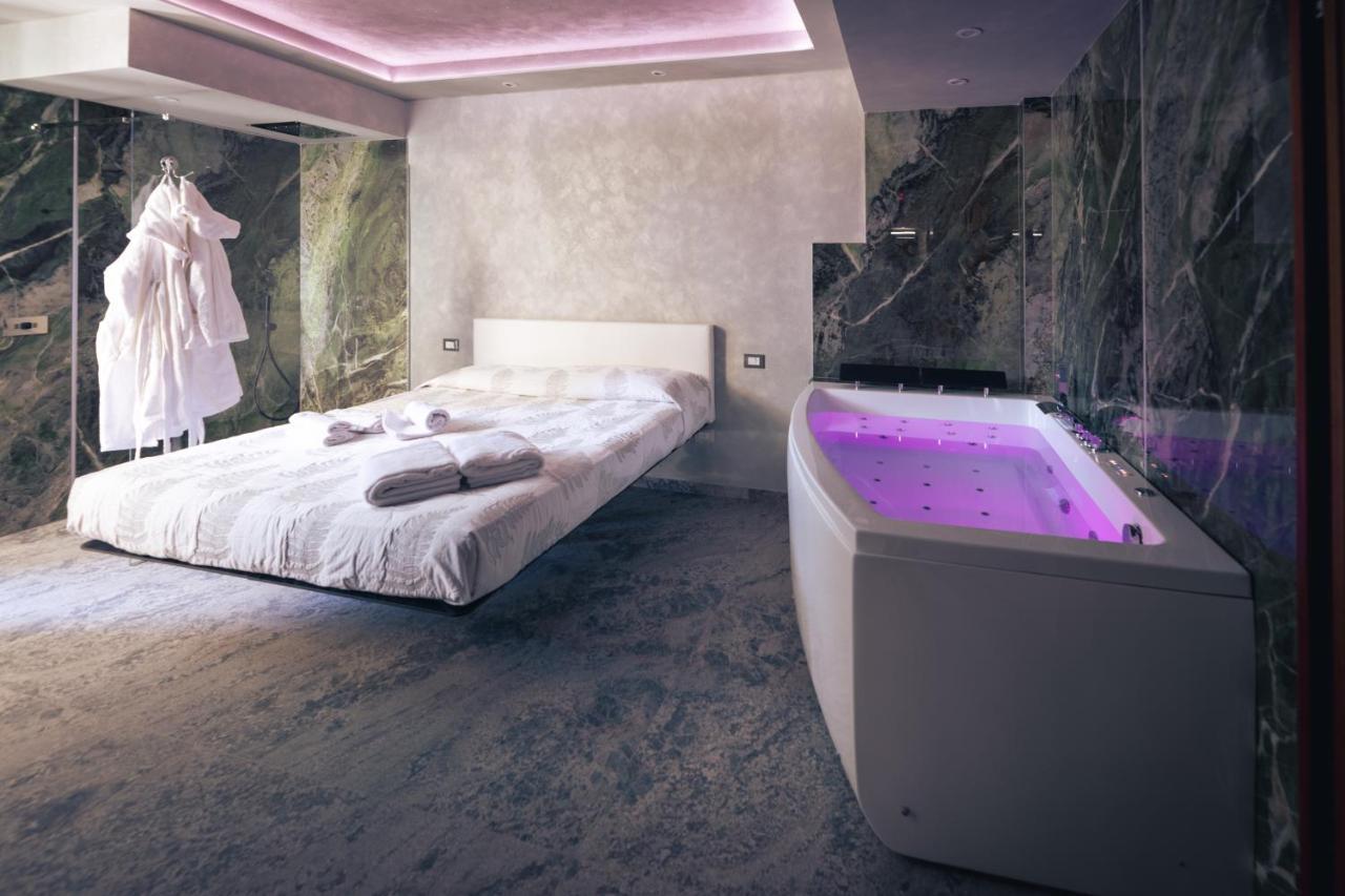 Garda Fantasy Paradise Silver O Gold Desenzano del Garda Eksteriør bilde