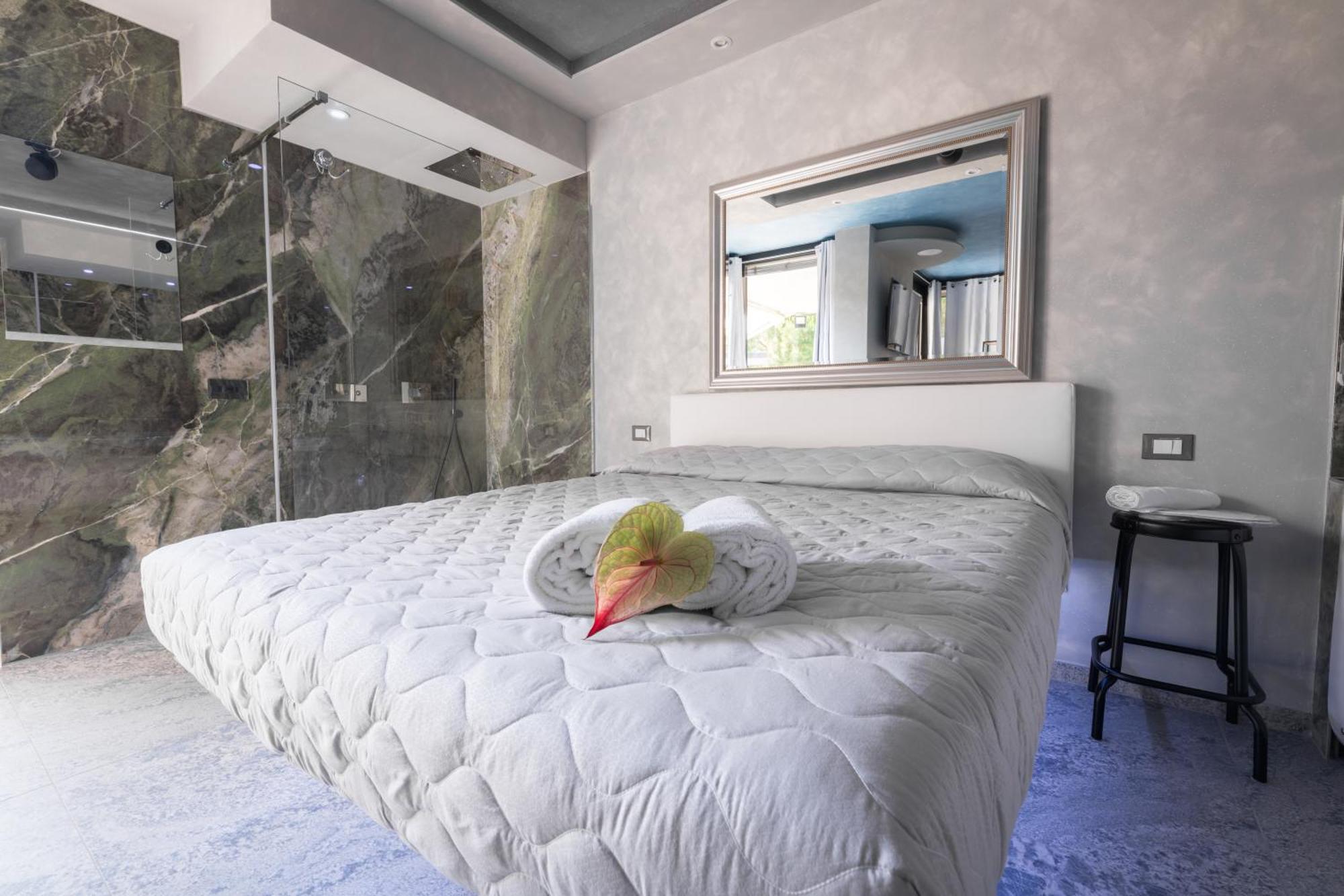 Garda Fantasy Paradise Silver O Gold Desenzano del Garda Eksteriør bilde